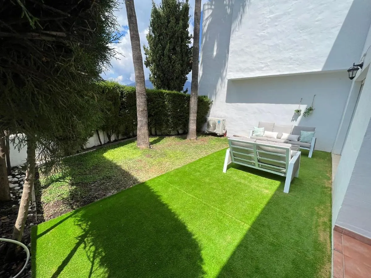 Mountain Vista Terrace Apartment Marbella Spain