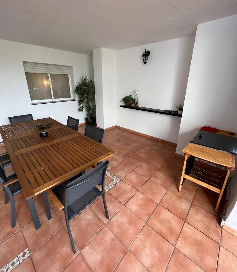 Impeccable Large Apartment With Immense Terrace And Private Garden Overlooking The Mountain, Featuring 2 Bedrooms And Sleeping Up To 4 Guests Located 100 Meters From Plaza Maestranza Marbella Španělsko