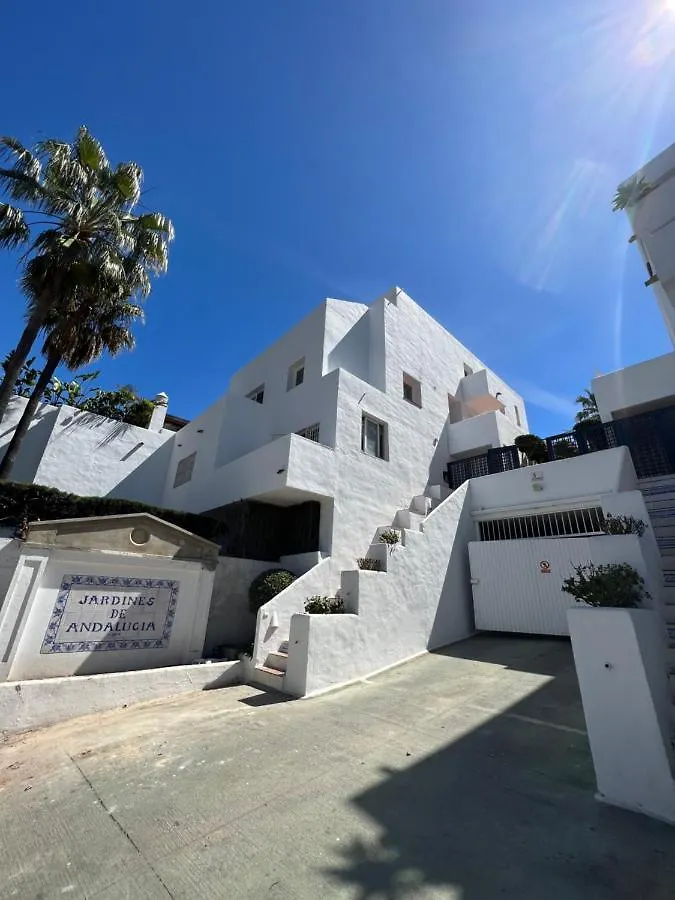 Impeccable Large Apartment With Immense Terrace And Private Garden Overlooking The Mountain, Featuring 2 Bedrooms And Sleeping Up To 4 Guests Located 100 Meters From Plaza Maestranza Marbella 0*,
